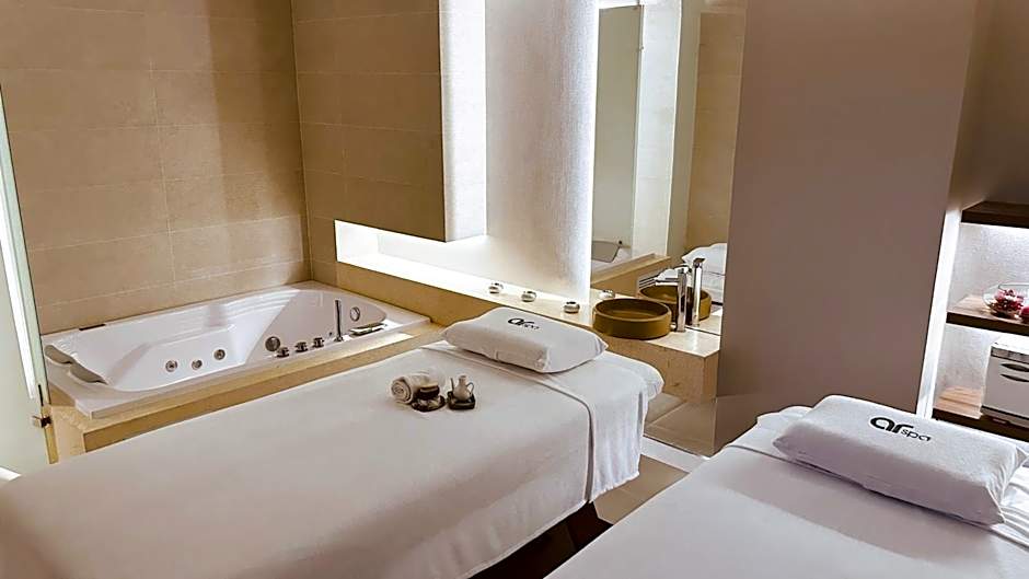 DoubleTree by Hilton Bogota AR