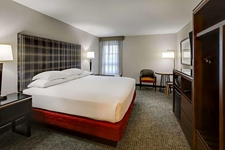 Superior King Room - Accessible, Tub
