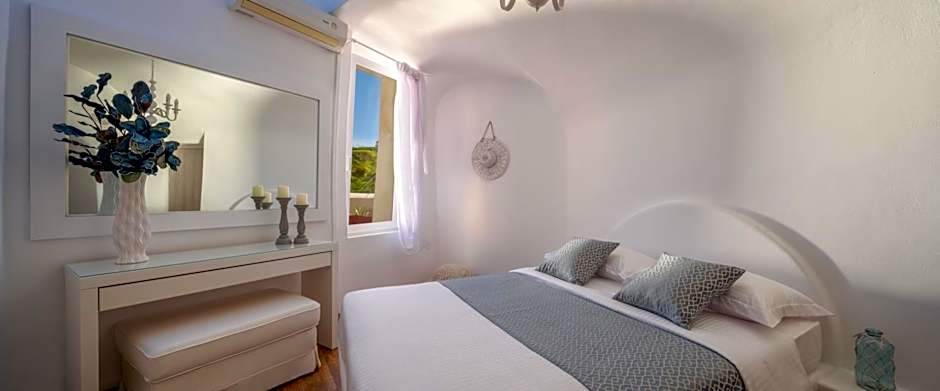 For All Seasons Mansion