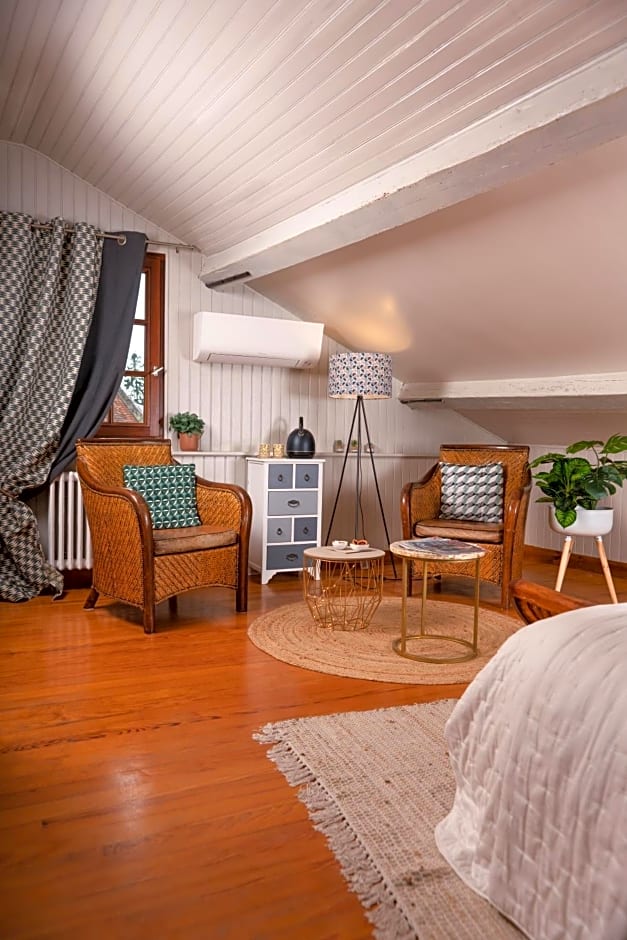 Les Glycines de Monchy- Chambres d'hôtes