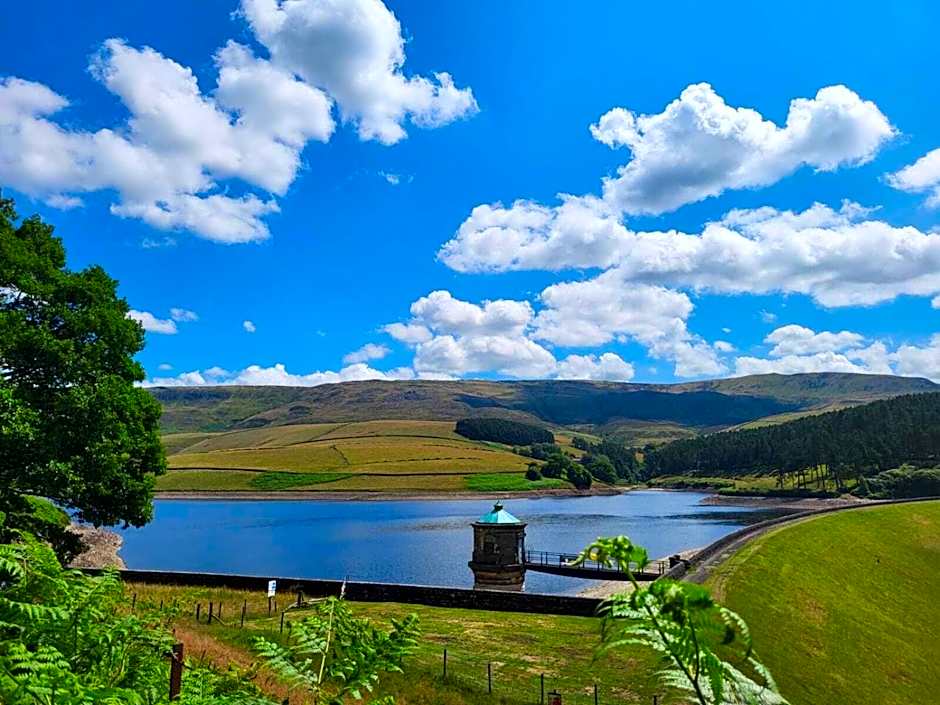 The Waltzing Weasel B&B