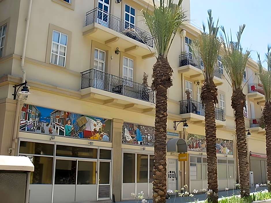 1926 Designed ApartHotel