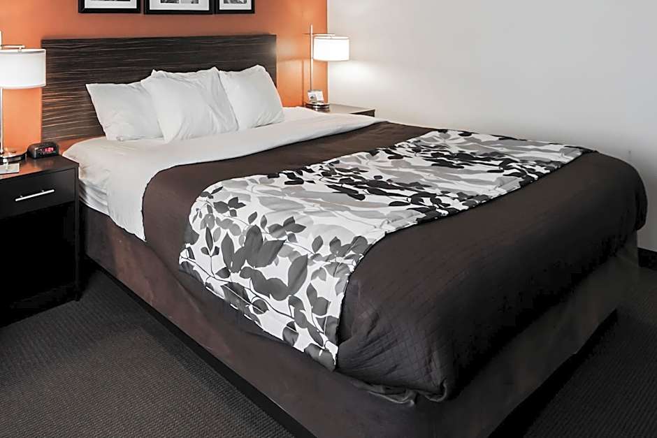 Sleep Inn & Suites Hennessey