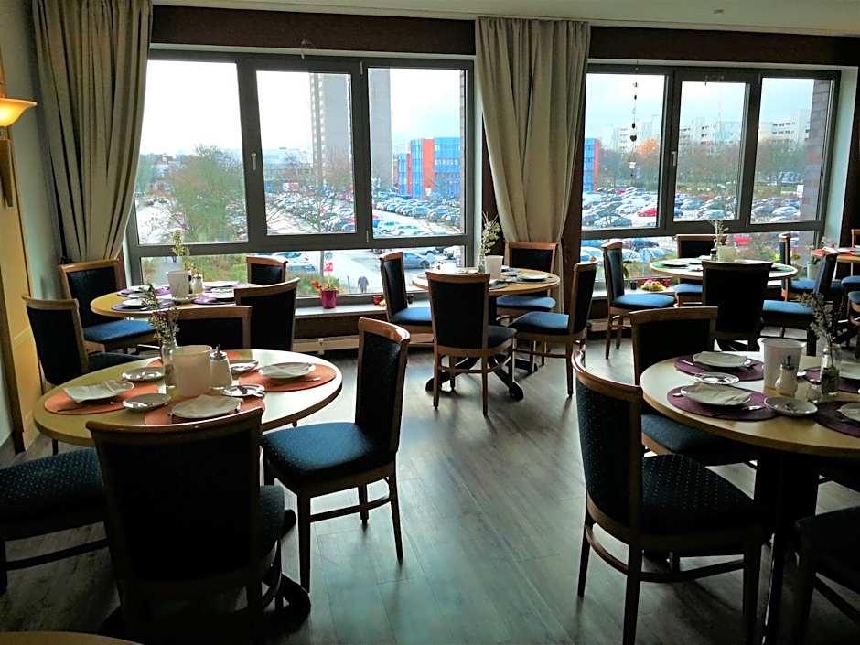 Hotel NEAR BY