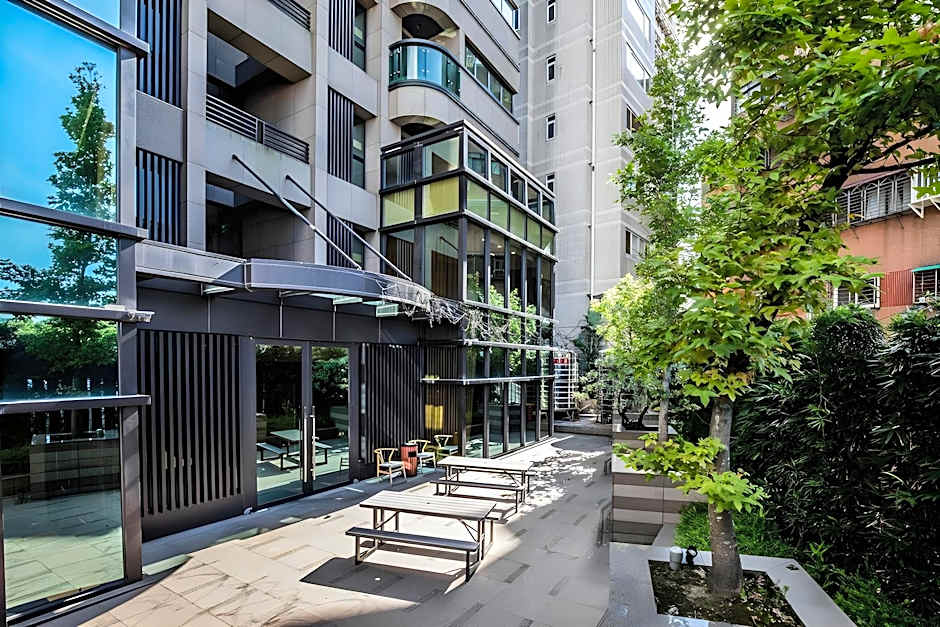 Green World Hotels Song Shan