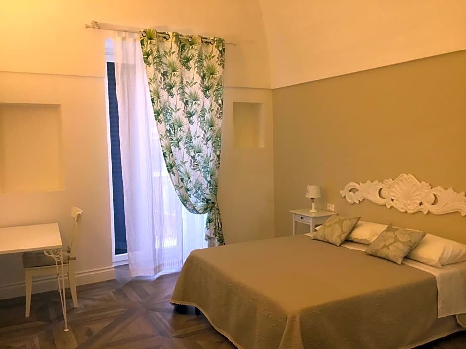 BED & BREAKFAST PL PALACE