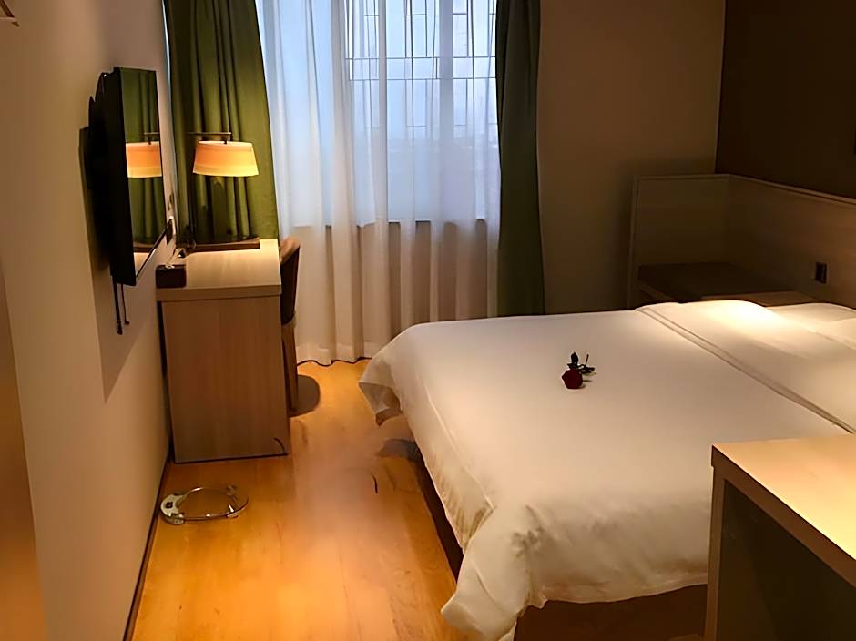 GreenTree Alliance Hotel Chongqing Jiefangbei Walking Street – Chungking (Chongqing)
