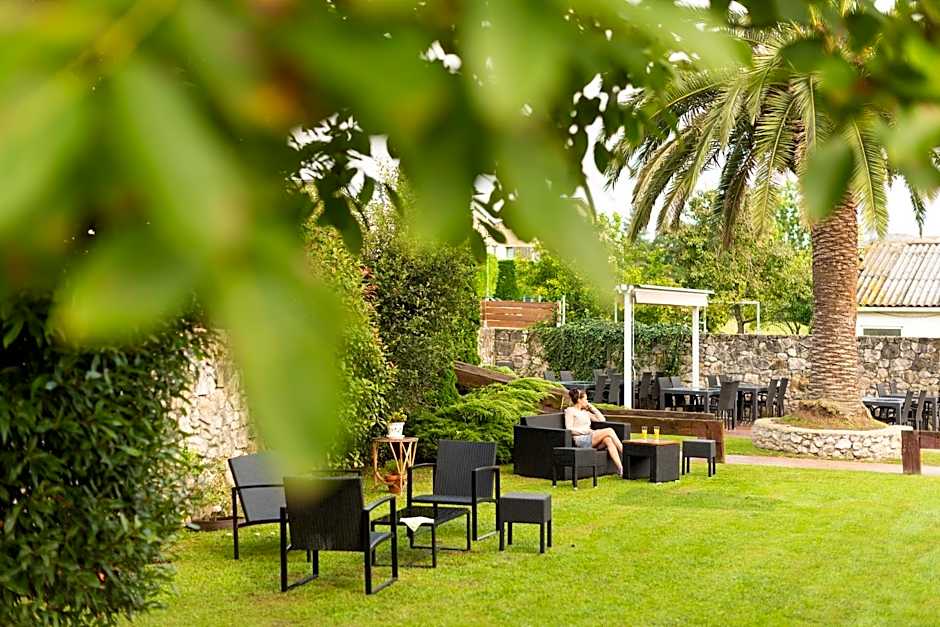 Hotel Finca Alcamino