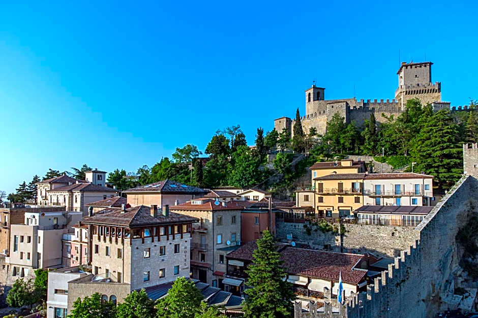 Hotel Cesare