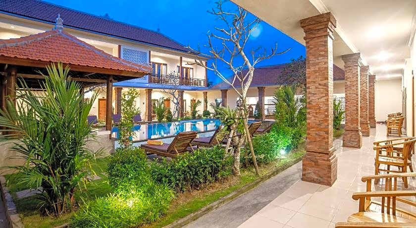 Tom's Inn Pecatu