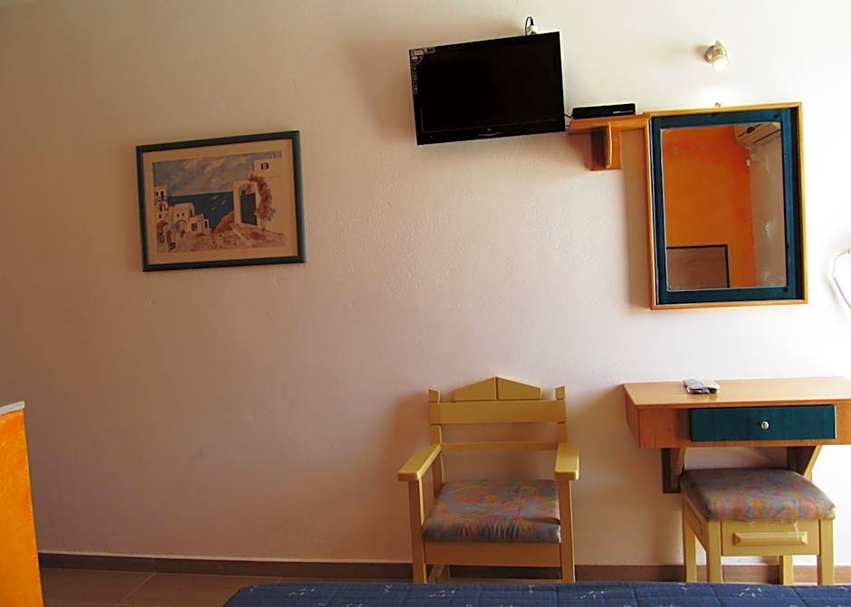 Paraschos Studios Kos