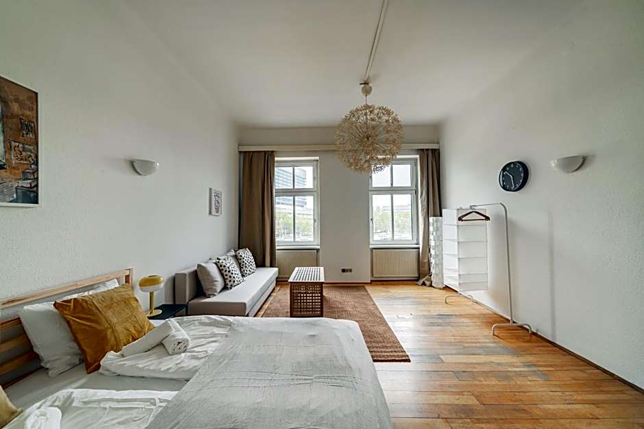 Urban Vienna Living - 18th District