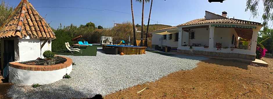 Casa Rural Paloma B&B