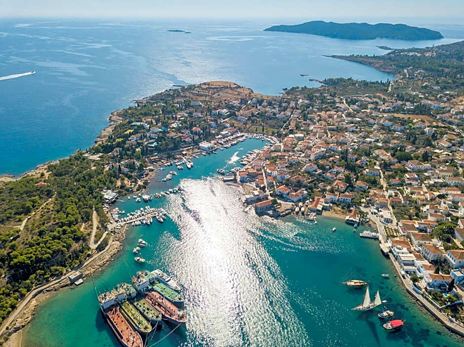 Mare Monte Luxury Suites