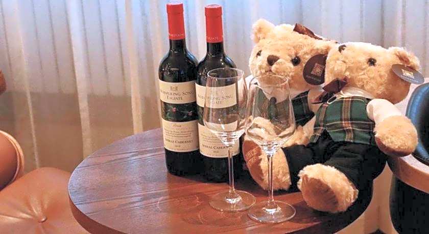 James Joyce Coffetel Shijiazhuang the Mixc Jinyuan Tower Airport Bus