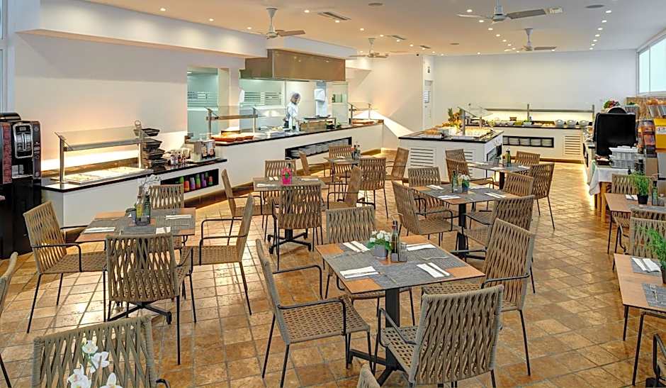 Apartamentos Cala d'Or Playa