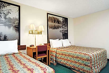 Queen Room with Two Queen Beds - Non-Smoking