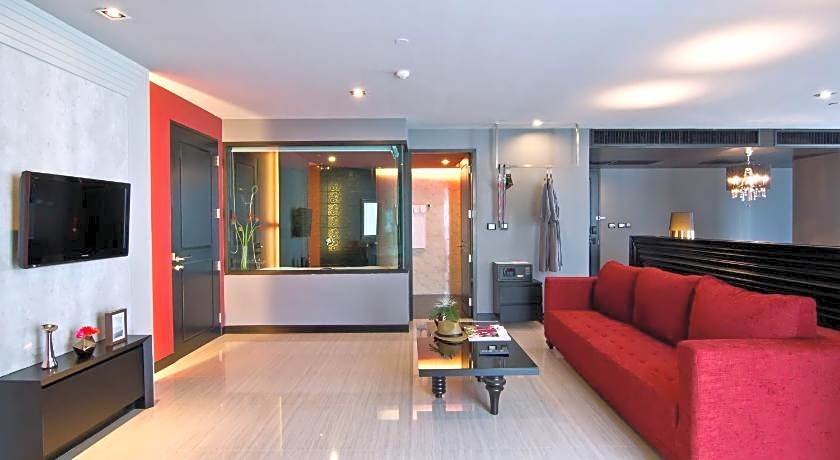 Tsix5 Hotel