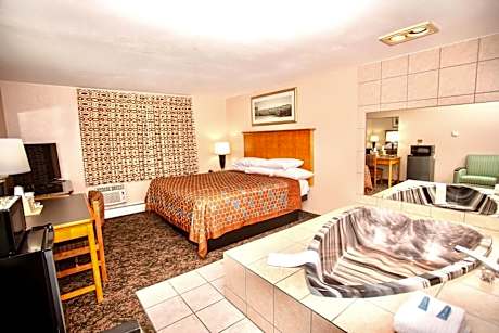King Room with Spa Bath - Smoking