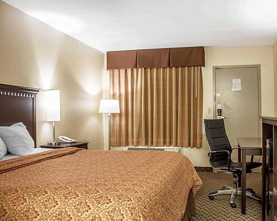 Econo Lodge Elmira