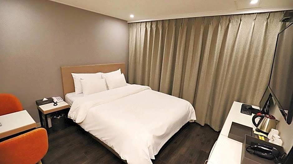 Anyang ILLOWA Hotel