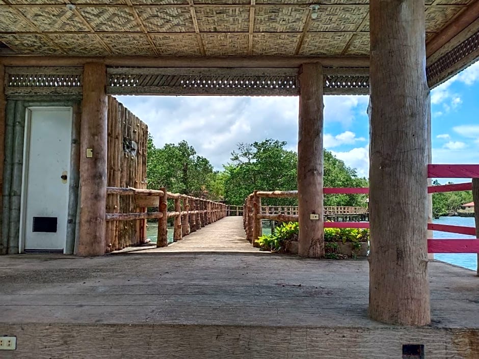 RedDoorz Plus @ Costa Roca Balamban