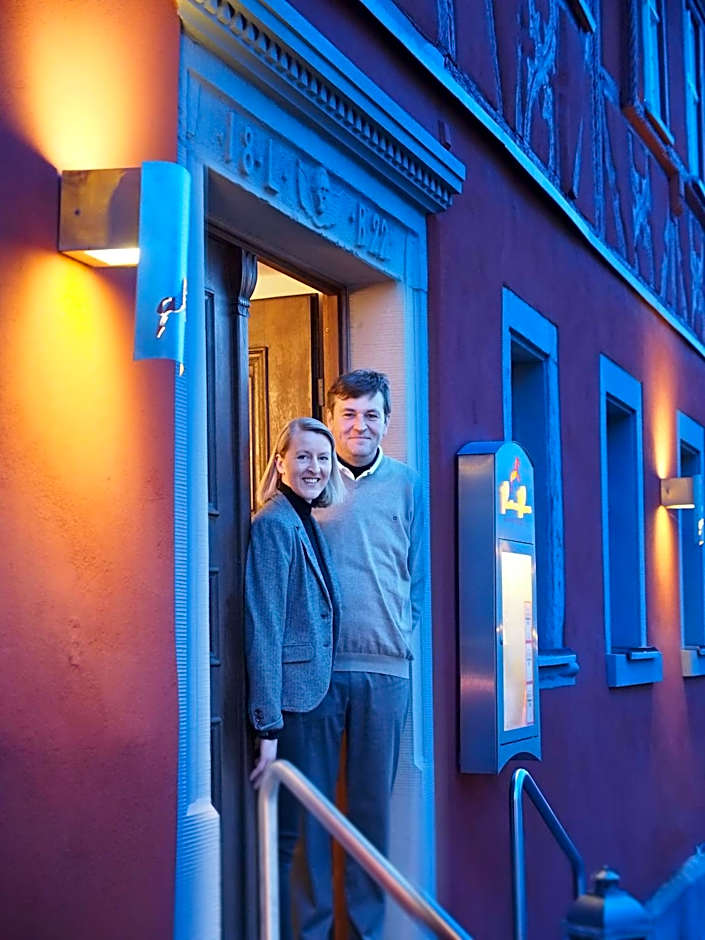 Rotes Ross Marktbergel