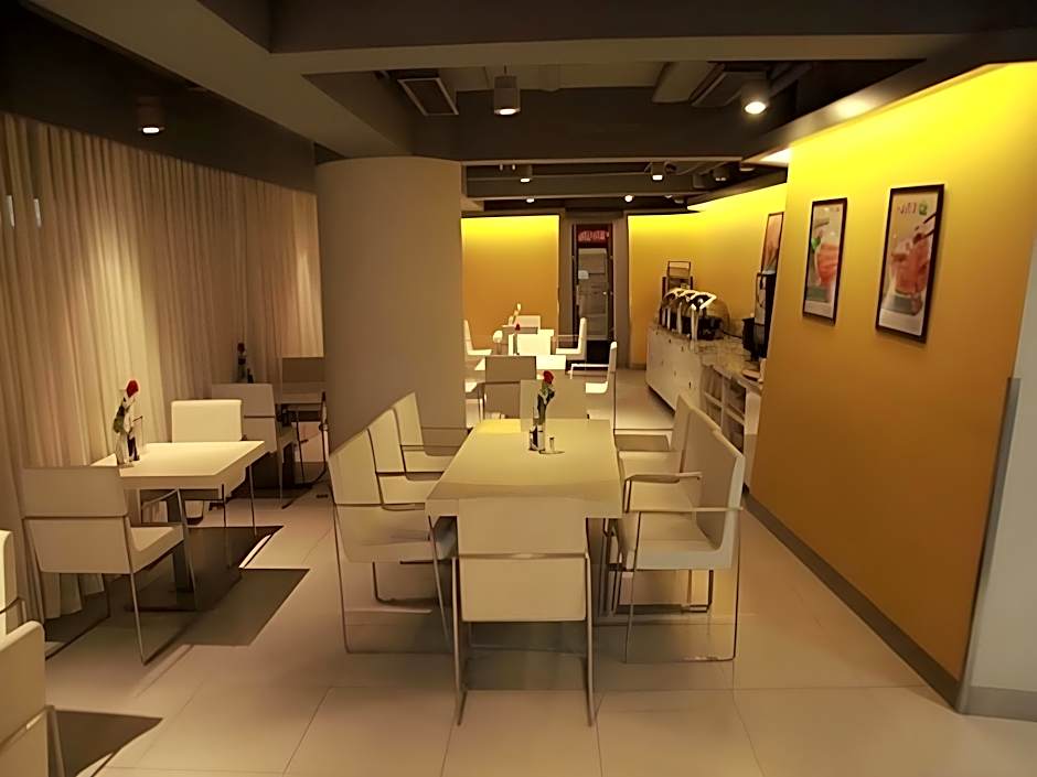 Jinjiang Inn Changchun Quan'an Plaza Airport Bus Station