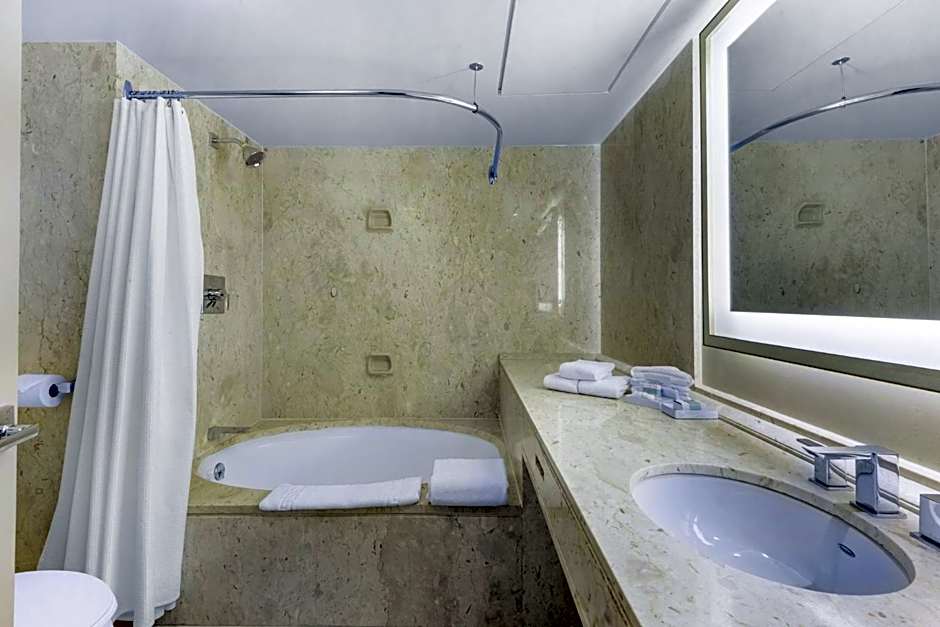 Omni Mont-Royal Hotel