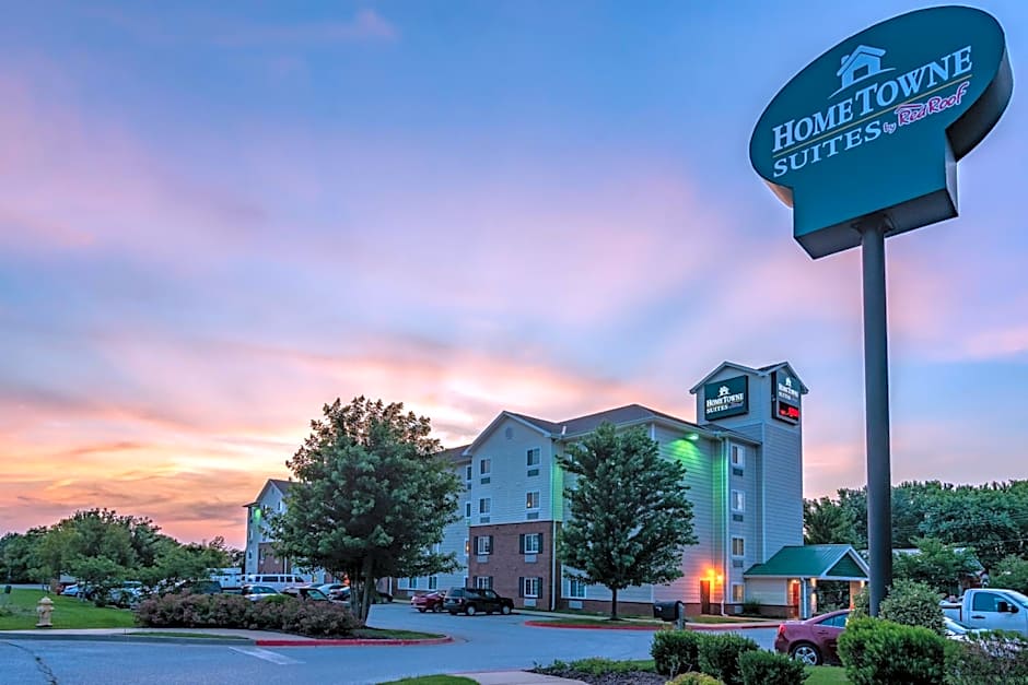 HomeTowne Studios & Suites Bentonville