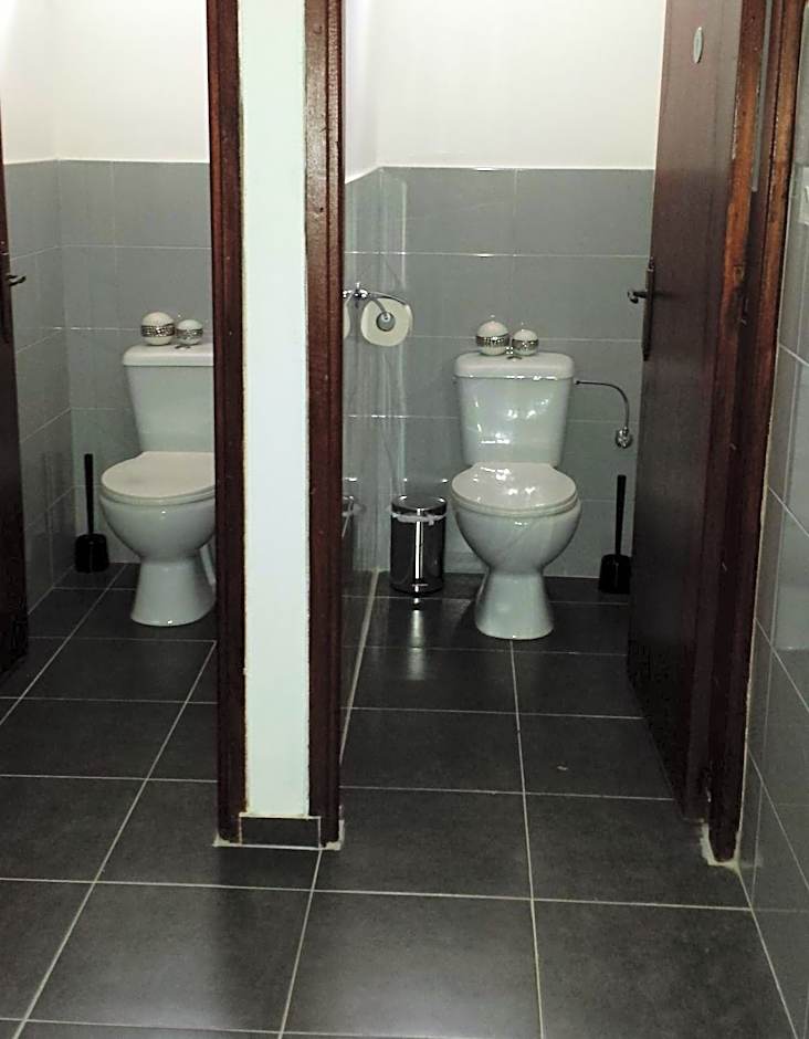 Angela Holiday Apartments