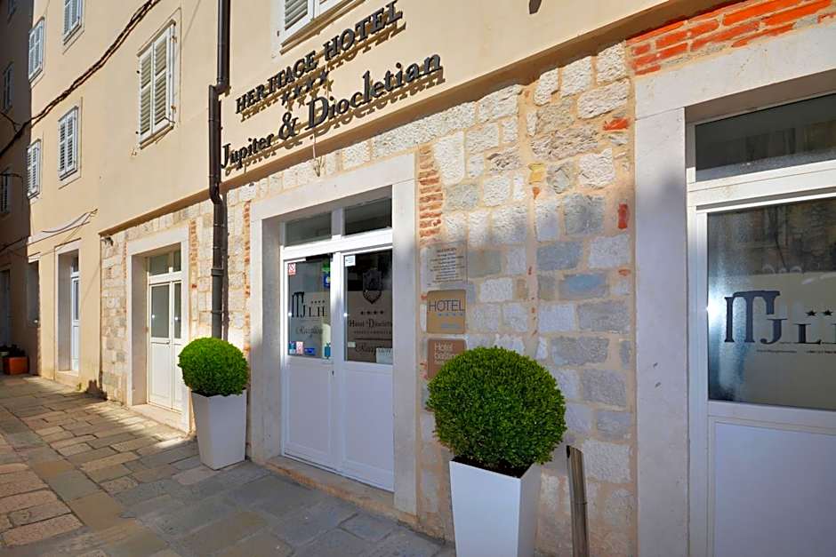 Jupiter Luxury Hotel