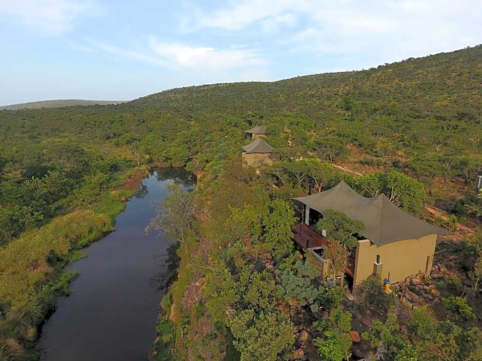 Inzalo Safari Lodge