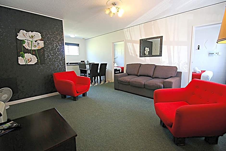 Forgotten World Motel