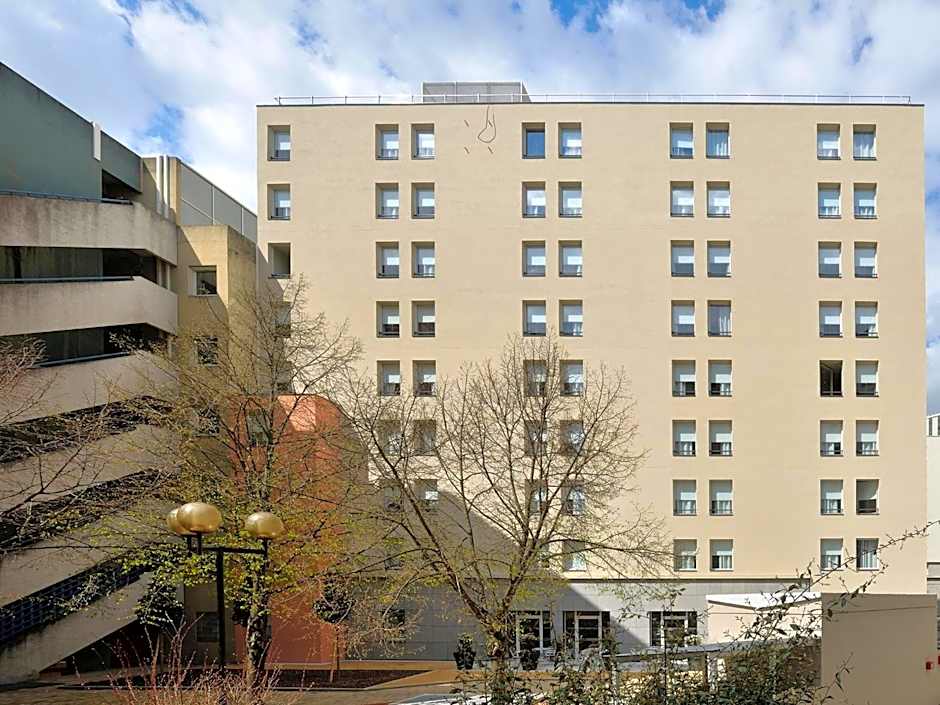 B&B HOTEL Lyon Caluire Cité Internationale