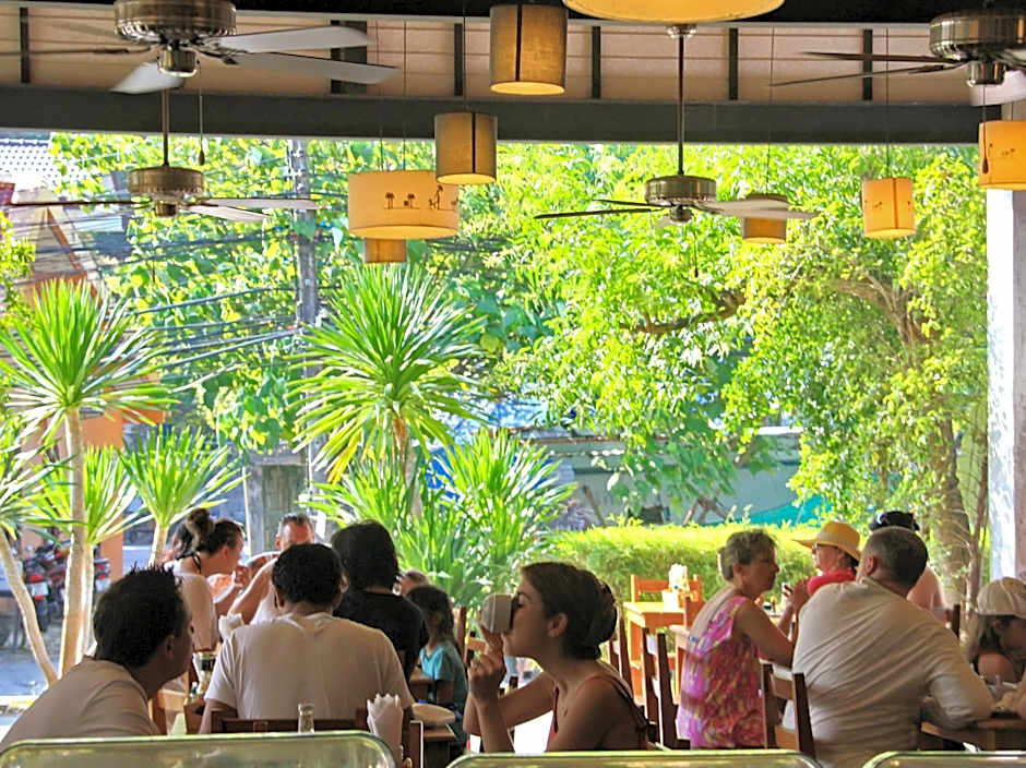 Kata Lucky Villa & Pool Access