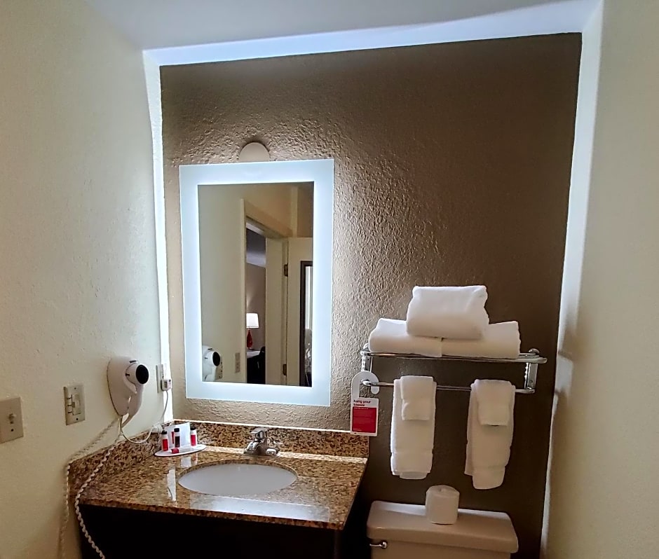 Ramada by Wyndham Groton/Mystic