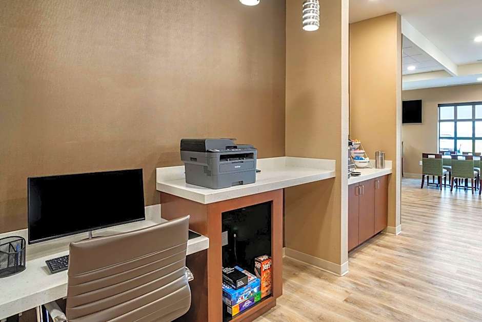 Comfort Inn & Suites