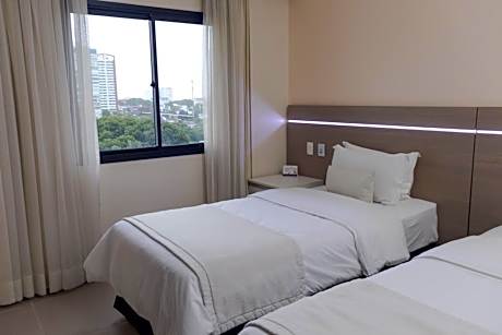 One-Bedroom Apartment with Twin Beds (2 Adults)