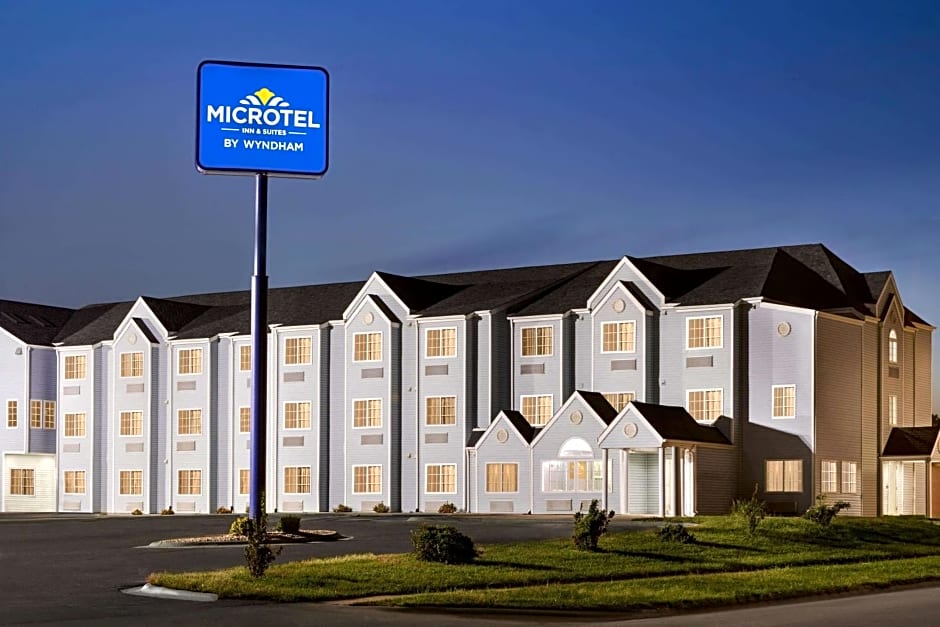 Microtel Inn & Suites By Wyndham Lincoln