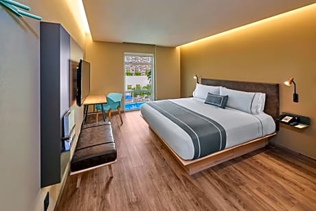 King Room