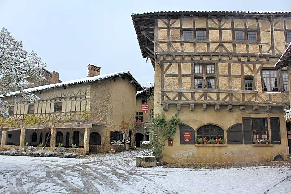 Hostellerie du Vieux Pérouges