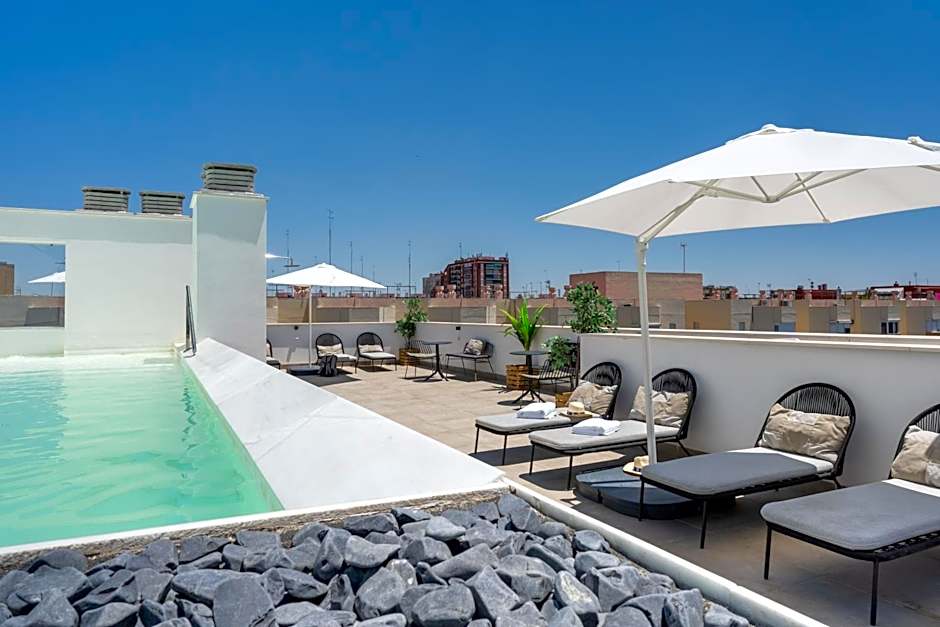 Limehome Sevilla Calle Torcuato Luca de Tena - Digital Access