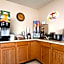 Super 8 by Wyndham Blackwell