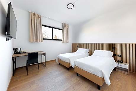 Twin Room - Disability Access