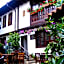 Family Hotel and Restaurant Varosha 2003
