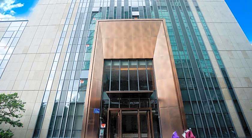 Sunny Apartment Of Grand Continental