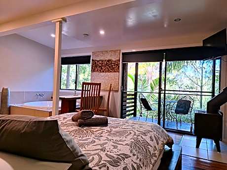 Mountain and Garden View Room