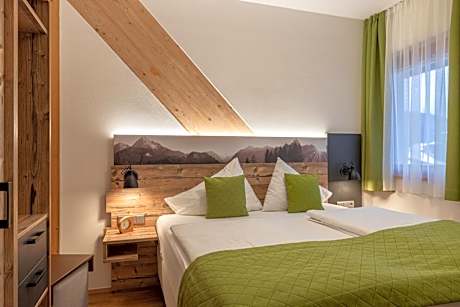 Two-Bedroom Apartment Maxi with Balcony