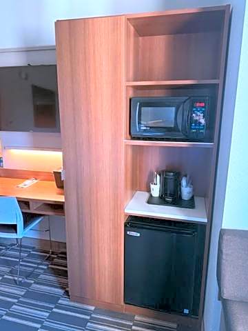 Microtel Inn & Suites By Wyndham Altoona